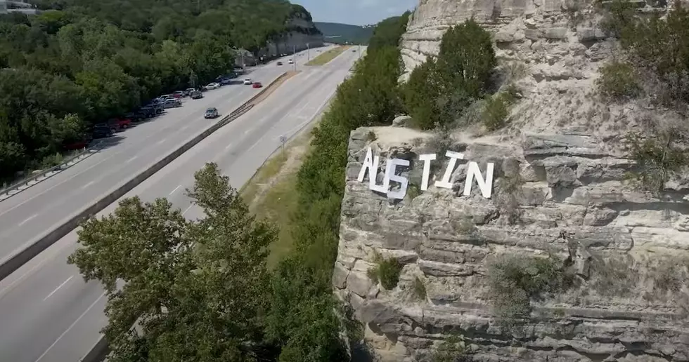 Can&#8217;t Miss It! Guy Puts Up An AUSTIN Hollywood Type Sign Here in Texas!