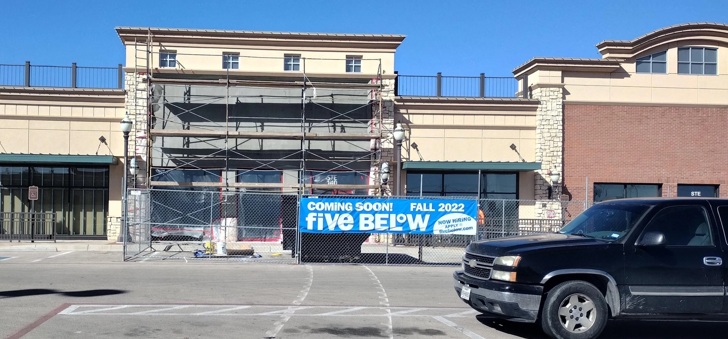 Five Below, a discount retail chain, to open in Overland Park