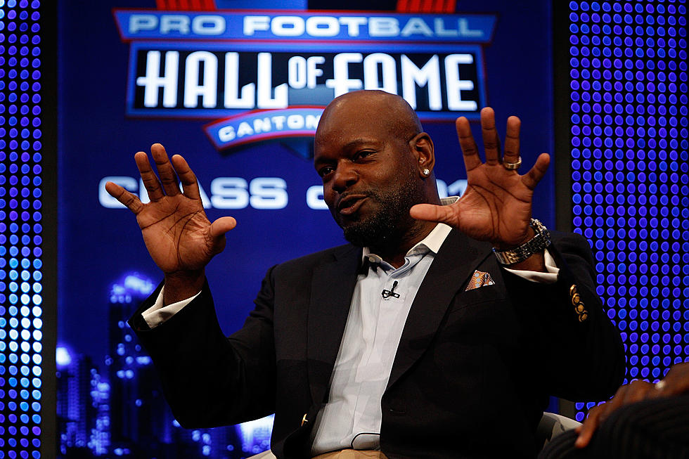 Free Event! Check Out Dallas Cowboys Great Emmitt Smith In Midland This Week!