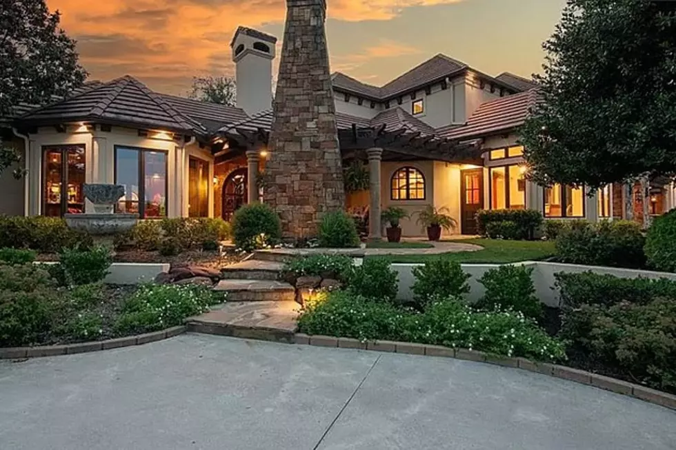 Stunning Photos Of A $6 Million Dollar Home In The Wealthiest City In Texas!