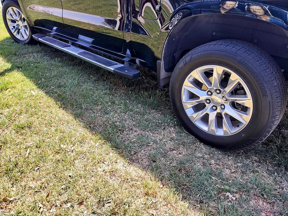 Is Parking Your Car On Your Front Lawn In Texas Illegal?