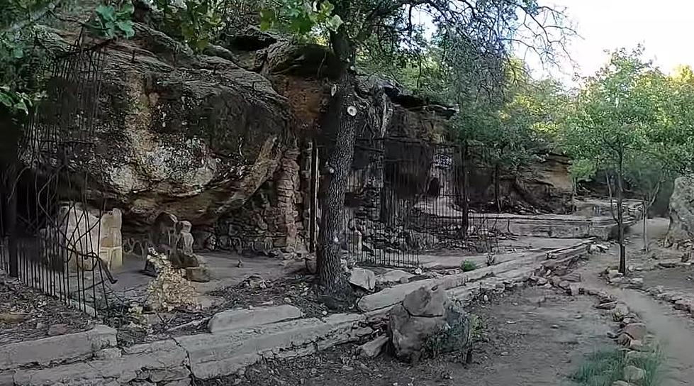 Where Are The Animals? This Texas Town Is Home To This Abandoned Zoo!