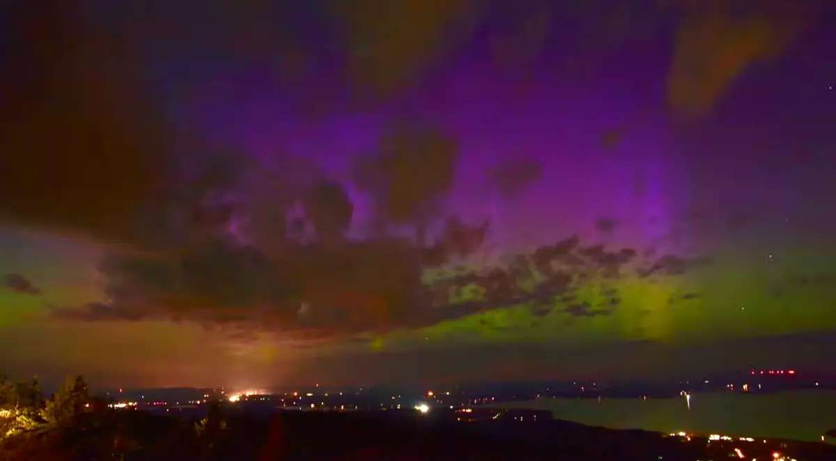 Best Times To Check Out The Aurora Borealis [VIDEO]