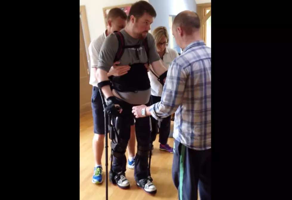 Paralyzed Man Walks With Exoskeleton Suit [VIDEO]