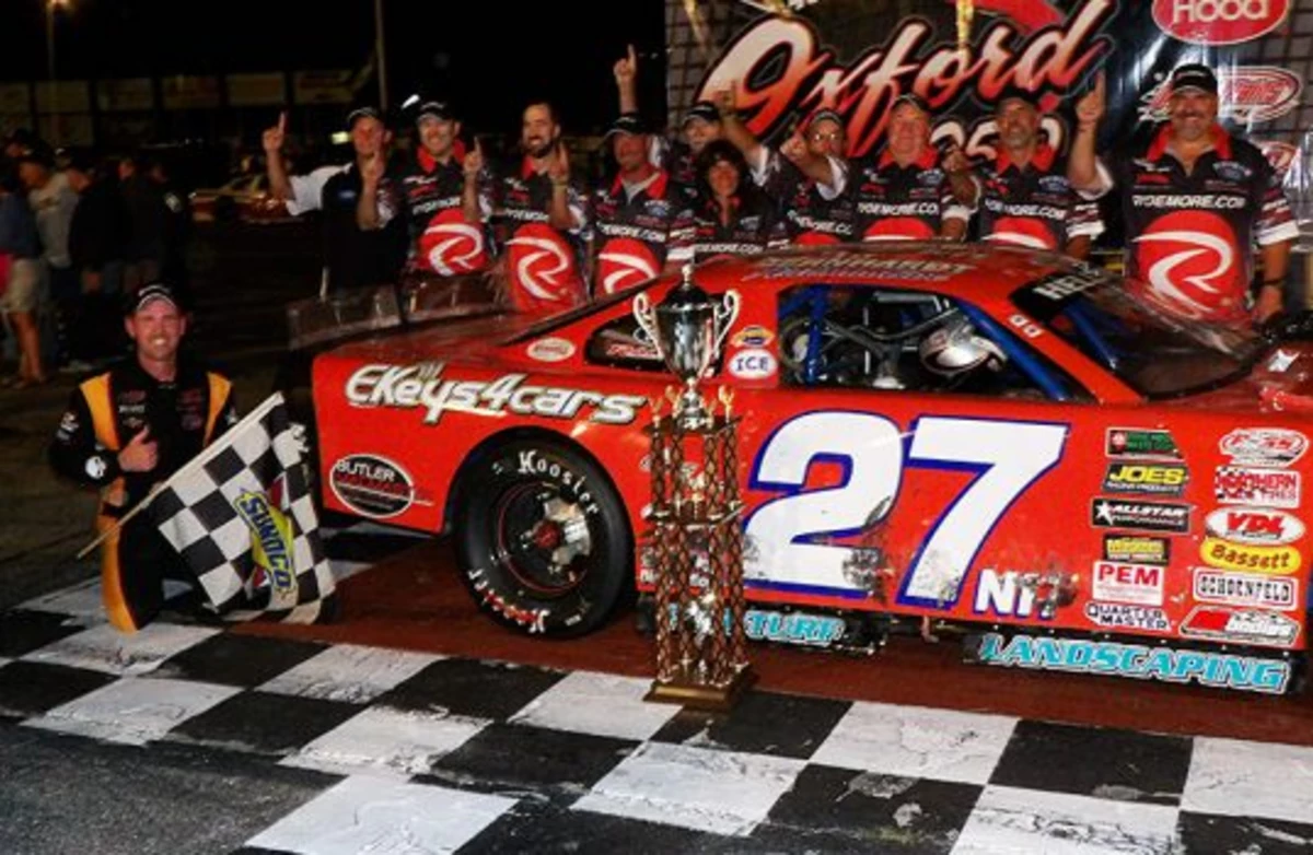 NH’s Helliwell Wins Oxford 250