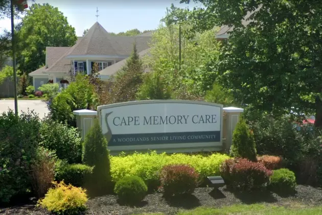 COVID-19 Outbreak at Maine Assisted Living Facility, Cape Memory Care