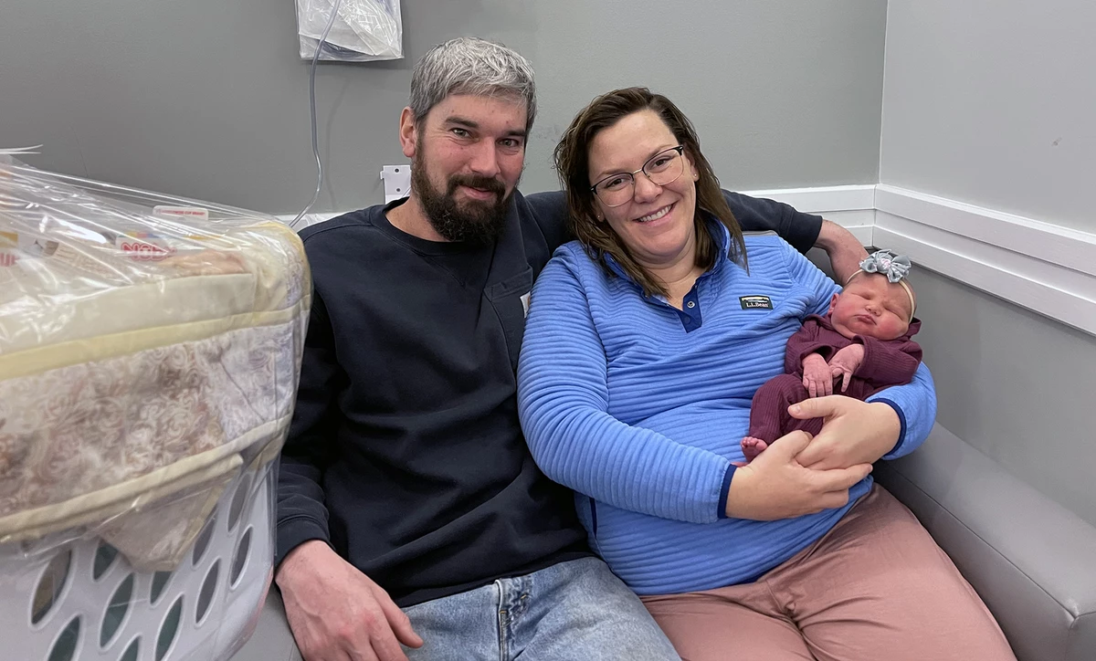Houlton couple has first Maine baby of 2019 at Presque Isle hospital - The  County