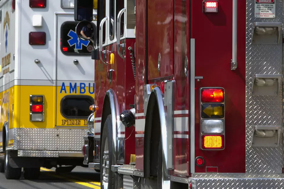 Three Children, Father and Dogs Escape House Fire in Maine