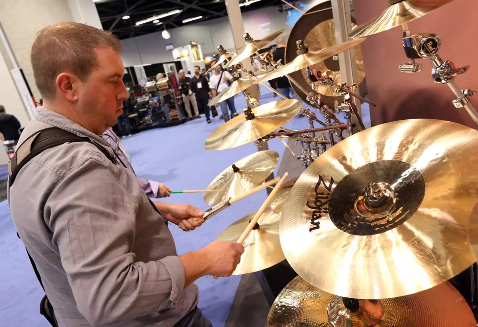 What Does the Beat of a Drum Look Like in Slow Motion? [VIDEO]