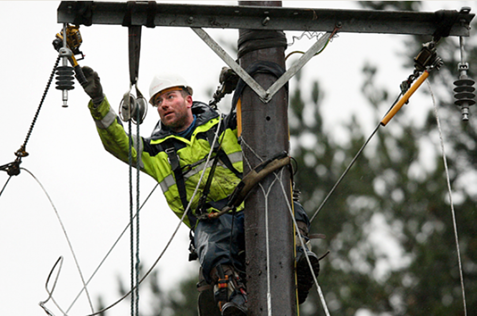 Emera Maine Readies Crews, Resources as Powerful Nor’easter Bears Down on New England