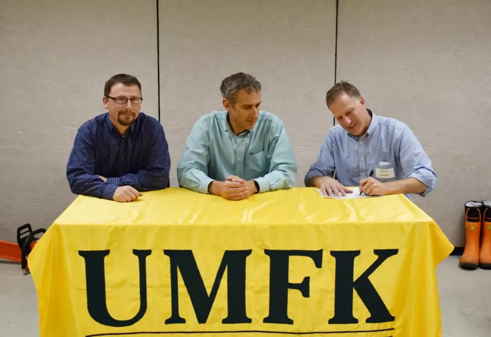 UMFK and St. John Valley Tech Center Sign Agreement