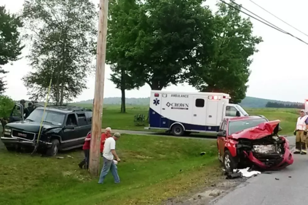 SUV Collision in Mapleton Leads to Power Outage, Minor Injuries