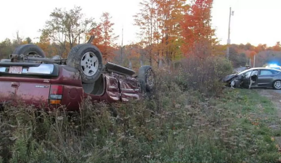 Two Teens, One Adult in West Gardiner, Maine Crash: Seatbelts Save Lives