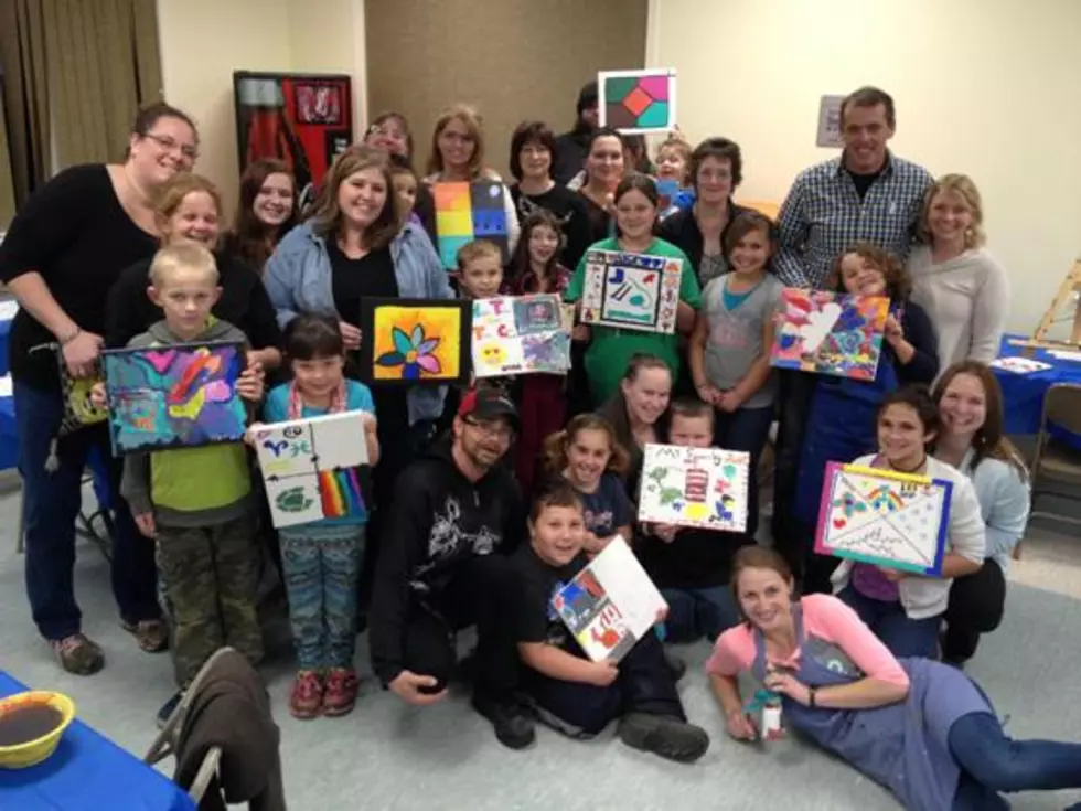 PIHA and Wintergreen Partner for Pizza ‘n Paint Family Style