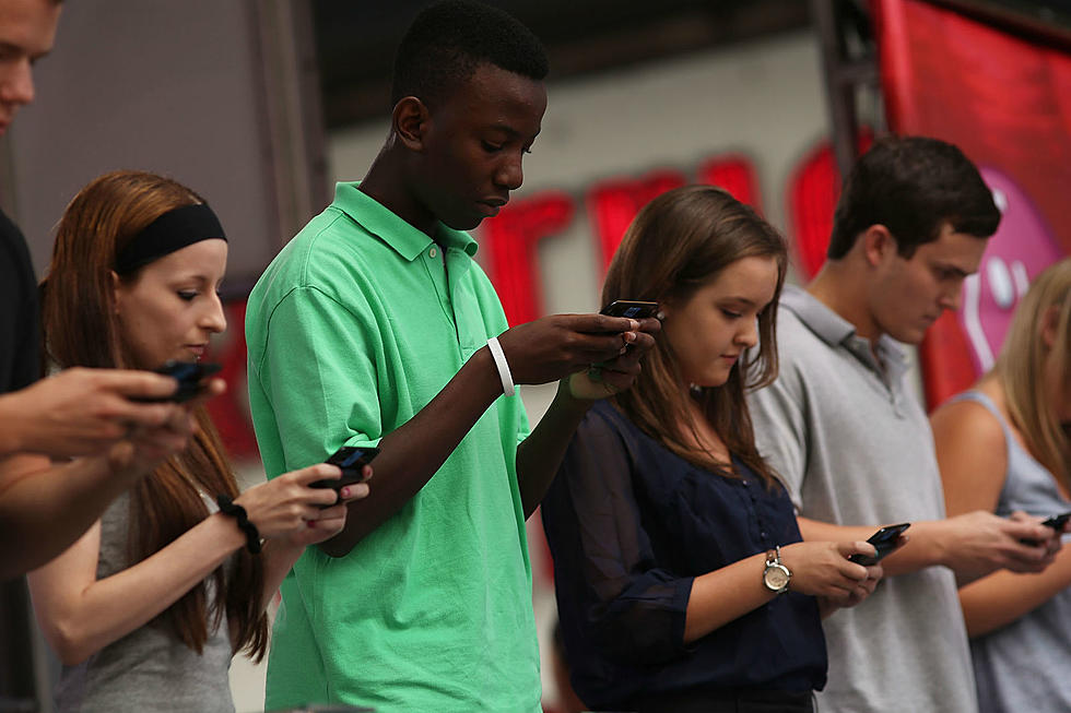 Study Shows Link Between Smartphones And Decline In Teenagers Life Satisfaction
