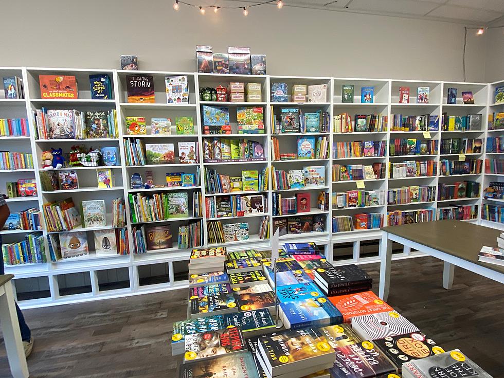 New Business! Neighborhood Books Opens in Presque Isle