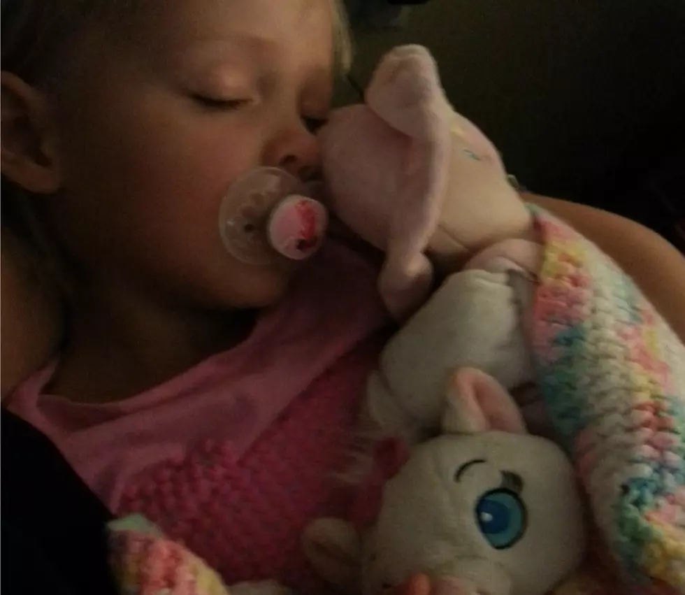 Watch My Daughter Sing Her Stuffed Animals to Sleep [VIDEO]
