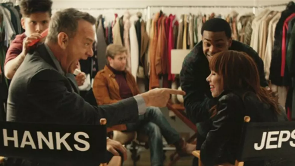 Watch Tom Hanks Sing and Dance in Carly Rae Jepsen’s ‘I Really Like You’ [VIDEO]