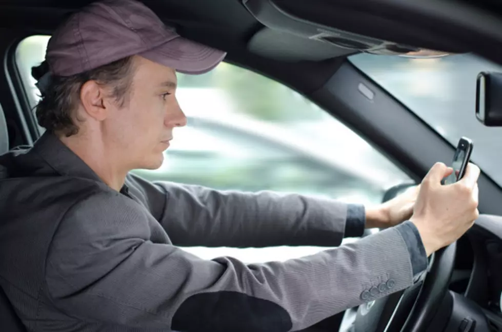 Alabama State Troopers Crack Down on Texting and Driving [VIDEOS]