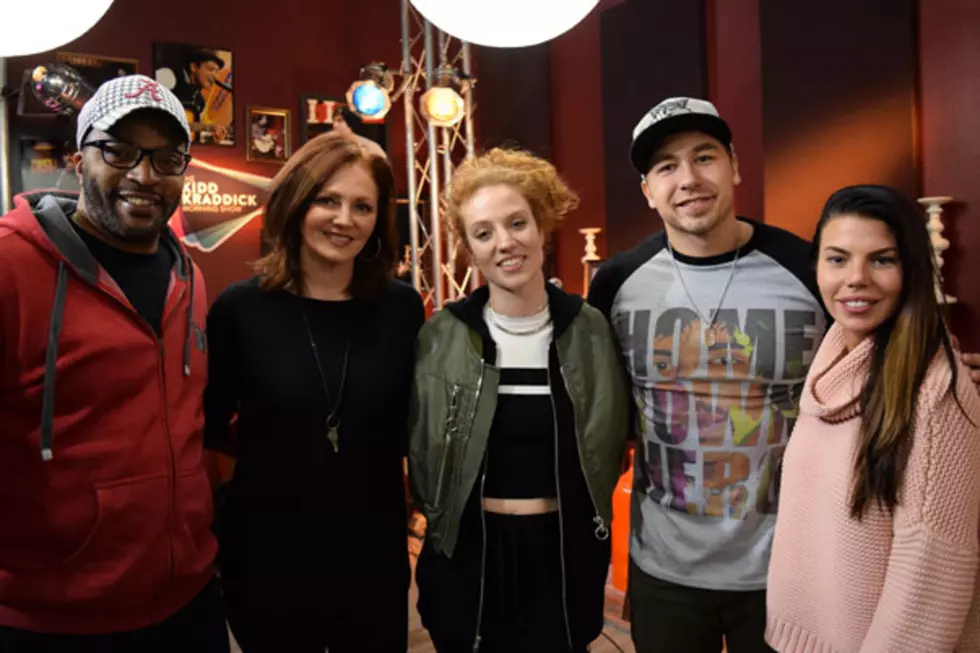 Jess Glynne Performs Hit Song ‘Hold My Hand’ In Studio