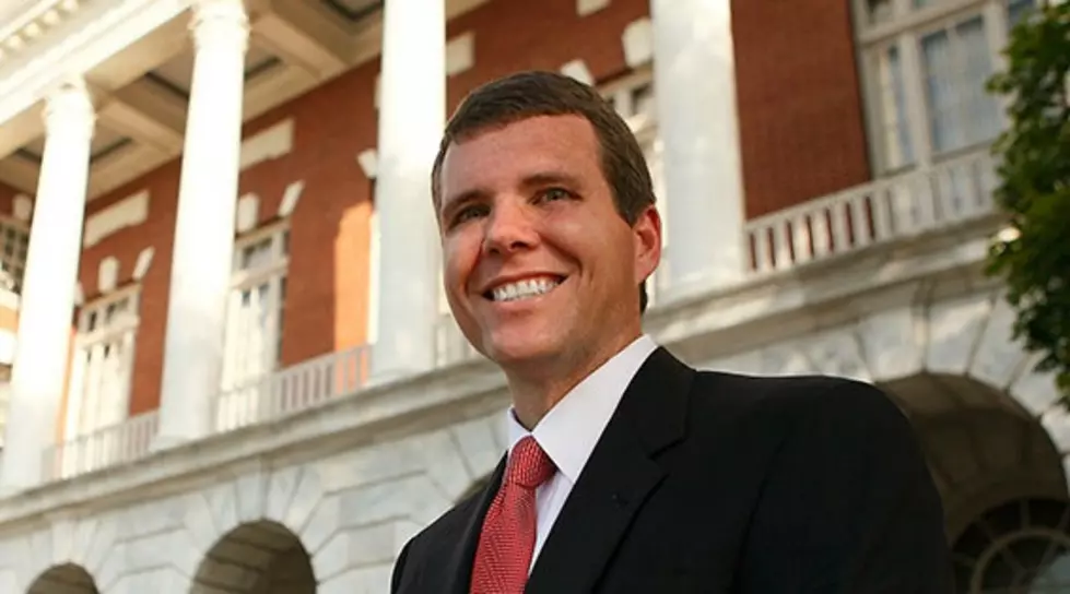 Tuscaloosa Mayor Walt Maddox Asks Residents to &#8216;Make Some Noise&#8217; for Our Local Healthcare Heroes