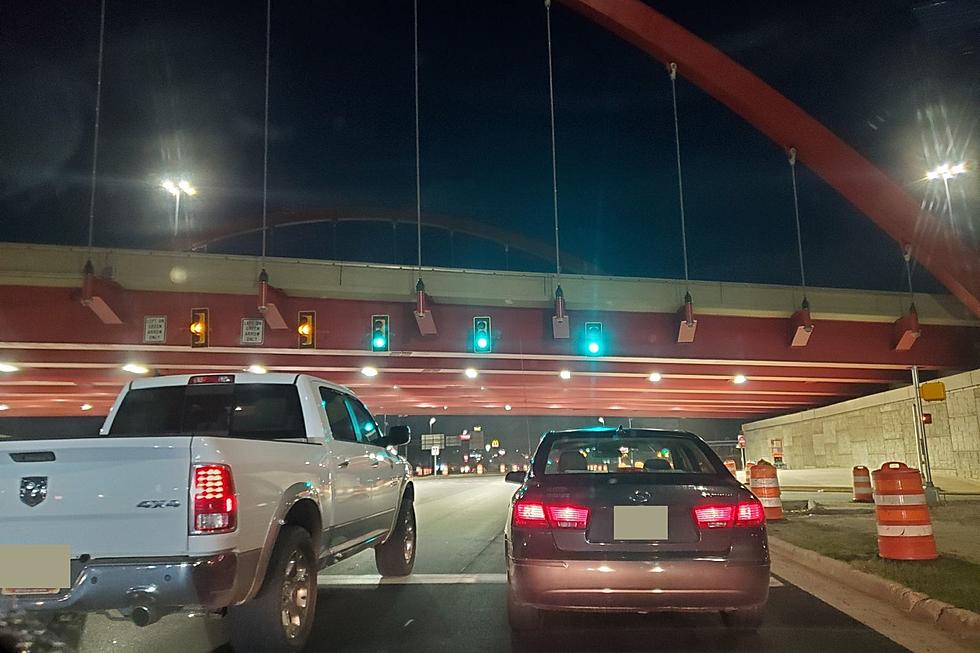 Something&#8217;s MAJORLY Wrong with the Arch Bridge in Tuscaloosa, Alabama