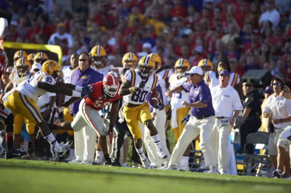 SEC Preview: No.17 Florida and No.10 LSU Clash in Death Valley