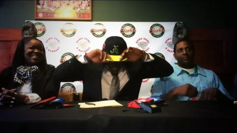Watch Bo Scarbrough Sign With Alabama [VIDEO]