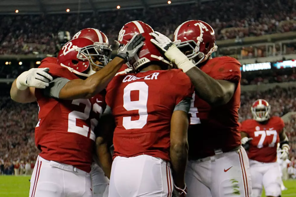 Alabama Moves Up to No. 1 in Latest AP Poll