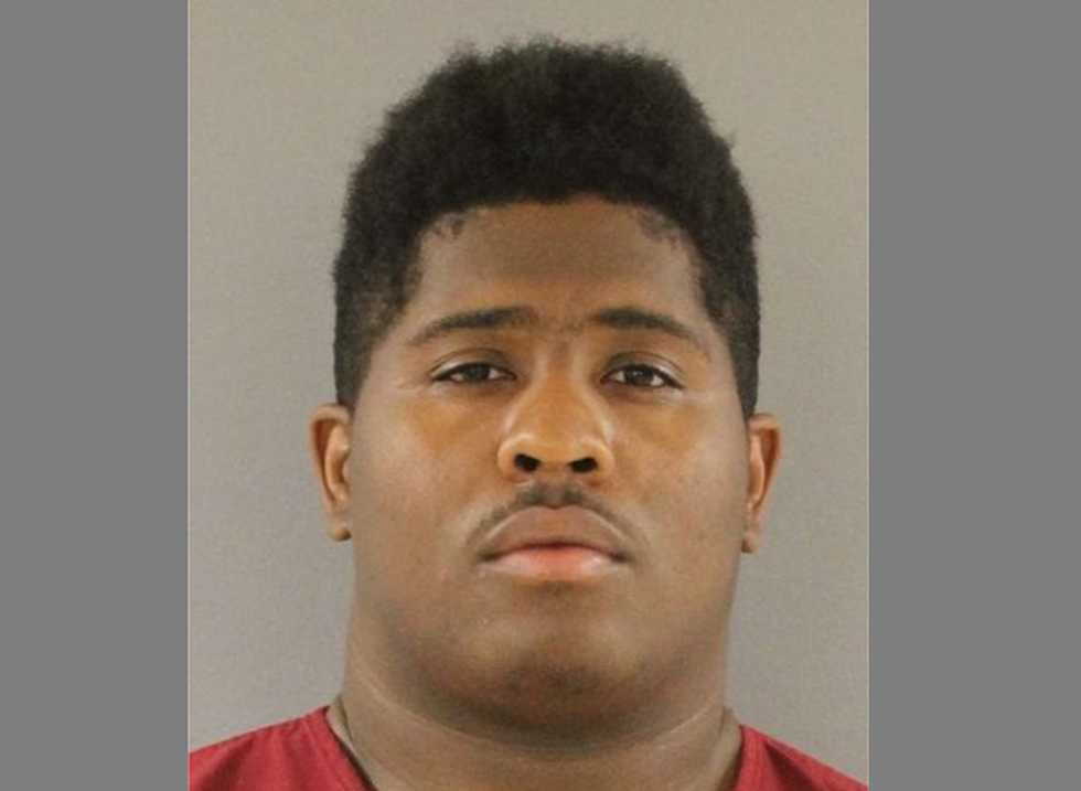 Tennessee Lineman Charles Mosley Arrested on DUI Charge