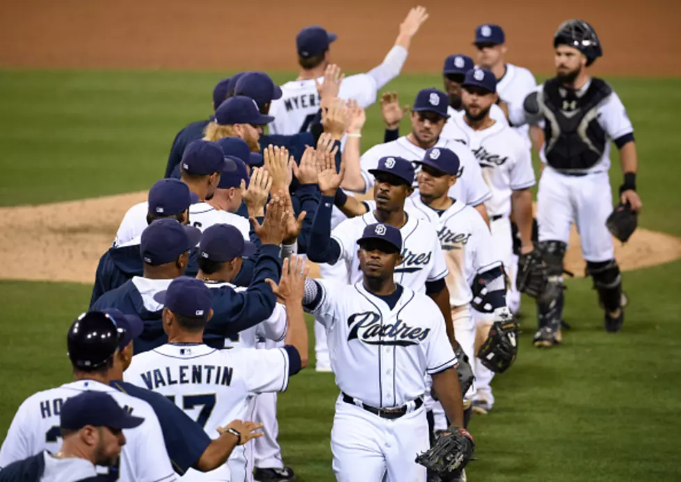 Home Teams Win All 15 Games for First Time in MLB History