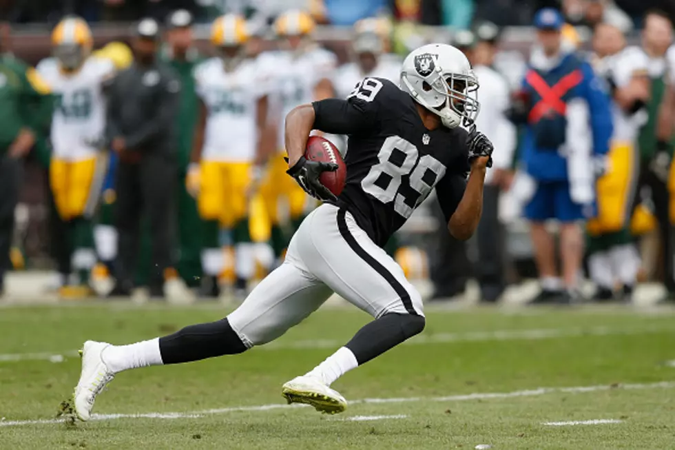 Amari Cooper Becomes 17th NFL Rookie Ever to Reach 1,000 Yards