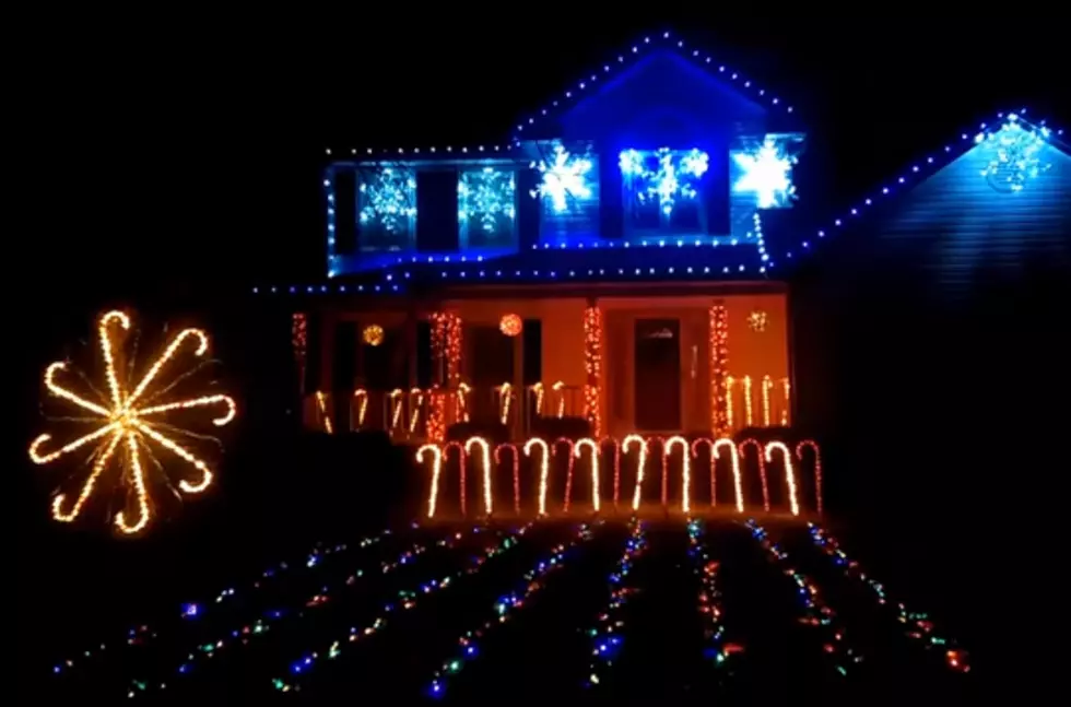 Alabama Fan Syncs Christmas Light Display Up with Eli Gold’s Cotton Bowl Highlights [VIDEO]