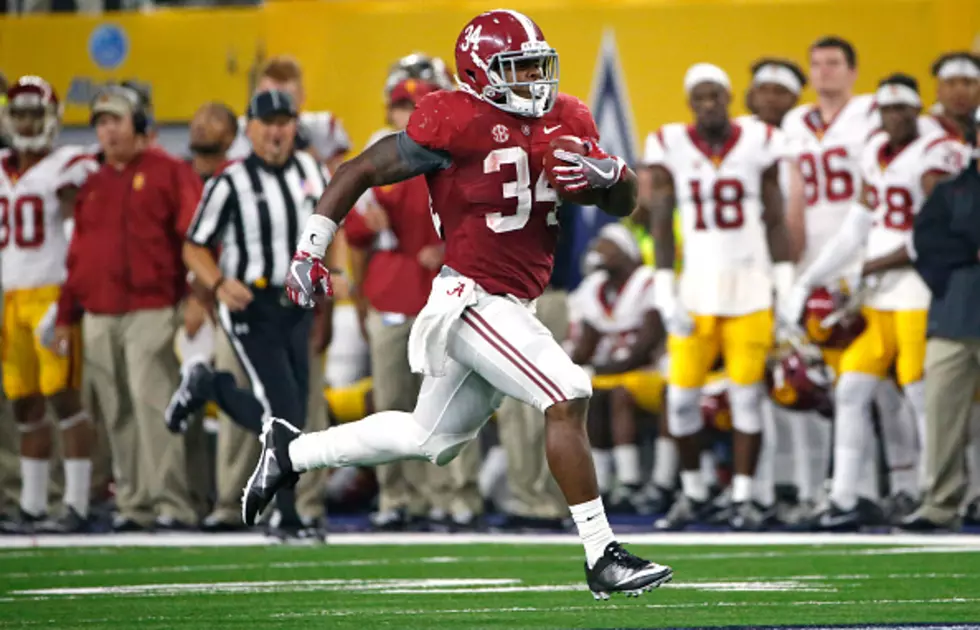 A Look at the Odds on Alabama Players Winning the 2016 Heisman Trophy