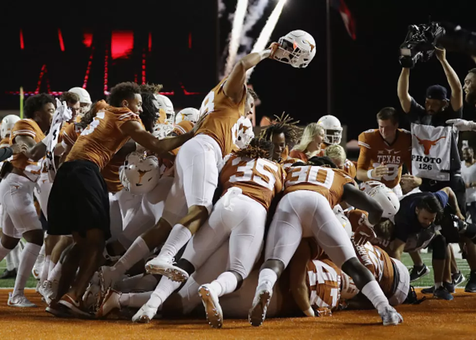 Alabama Stays No. 1, Texas in AP Top 25 for 1st Time Under Strong