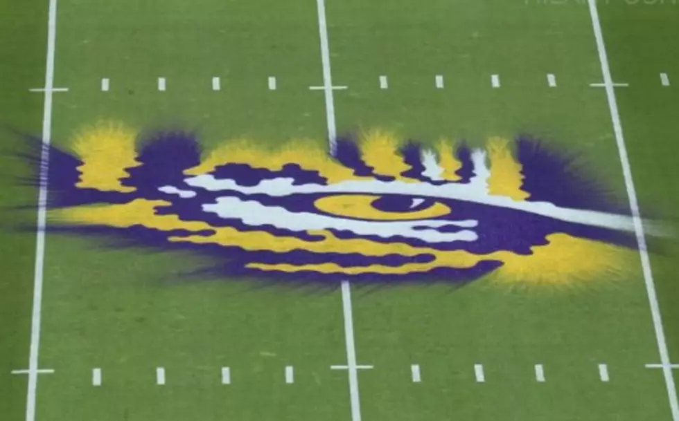 Two Alabama Students Reportedly Slashed the LSU Tiger Eye at Midfield