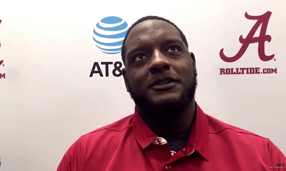 VIDEO: Cam Robinson Talks to Reporters After Alabama’s Bowl Practice