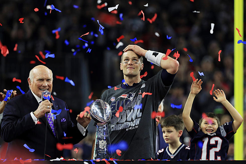 Tom Brady Suspects Game Jersey was Stolen after Super Bowl Win