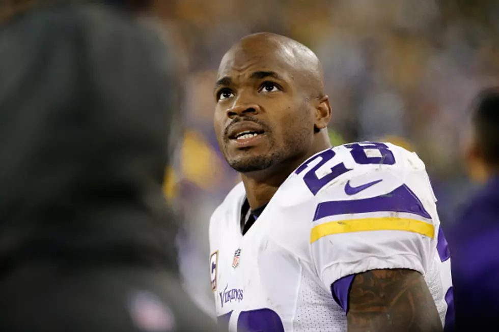 Report: Saints, Running Back Adrian Peterson Agree on Contract