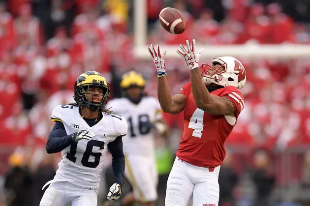 AP Top 25 Takeaways: Badgers&#8217; Close Up; Cardiac &#8216;Cane Return