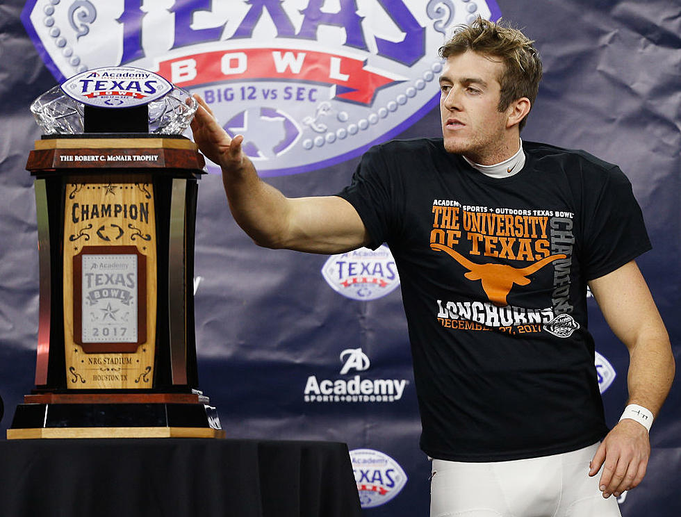 Young Helps Texas Beat Missouri 33-16 in Texas Bowl
