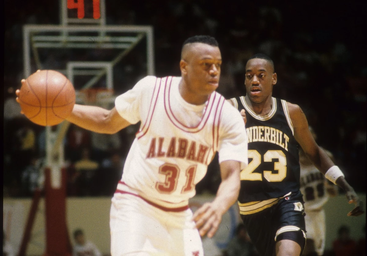 James “Hollywood” Robinson Named Alabama’s 2018 SEC Basketball Legend