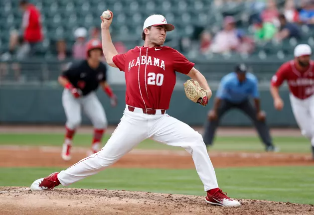 Late Rally Not Enough for Alabama Baseball in 6-5 Loss to Georgia