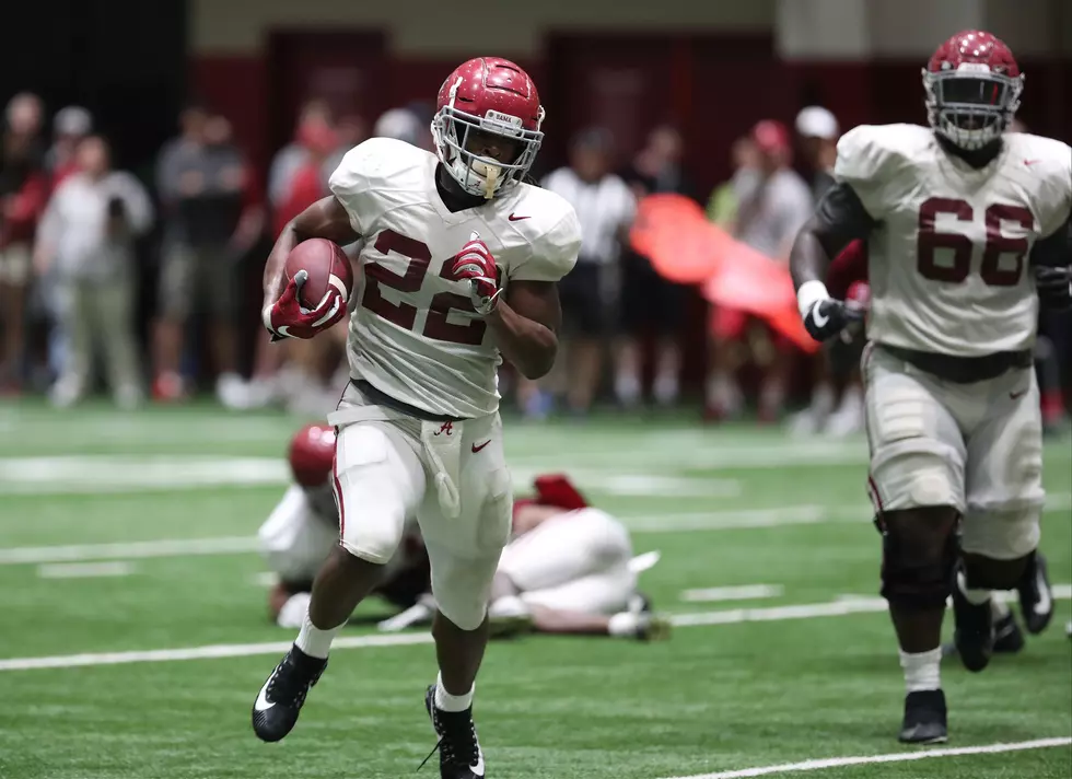 PHOTOS: Alabama Football Holds Second Scrimmage of the Spring Inside