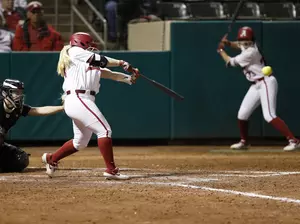 Alabama Softball Earns 13-3 Run-Rule Victory Over Texas A&#038;M Friday to Open Weekend Series
