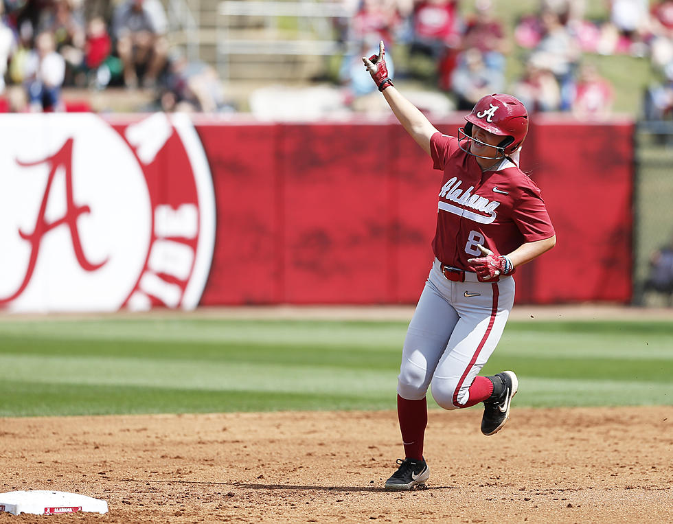 Alabama Secures Weekend Series, Defeats Mississippi State 8-2 Saturday