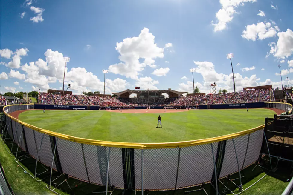 Across the Diamond: Alabama Softball Gears up for the WCWS