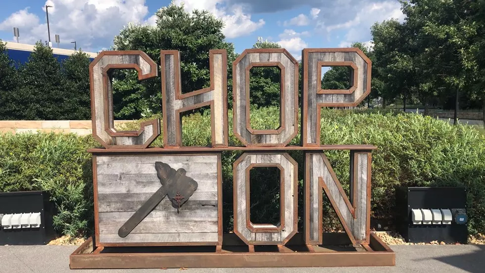 Braves Remove 'Chop On' Sign From Truist Park