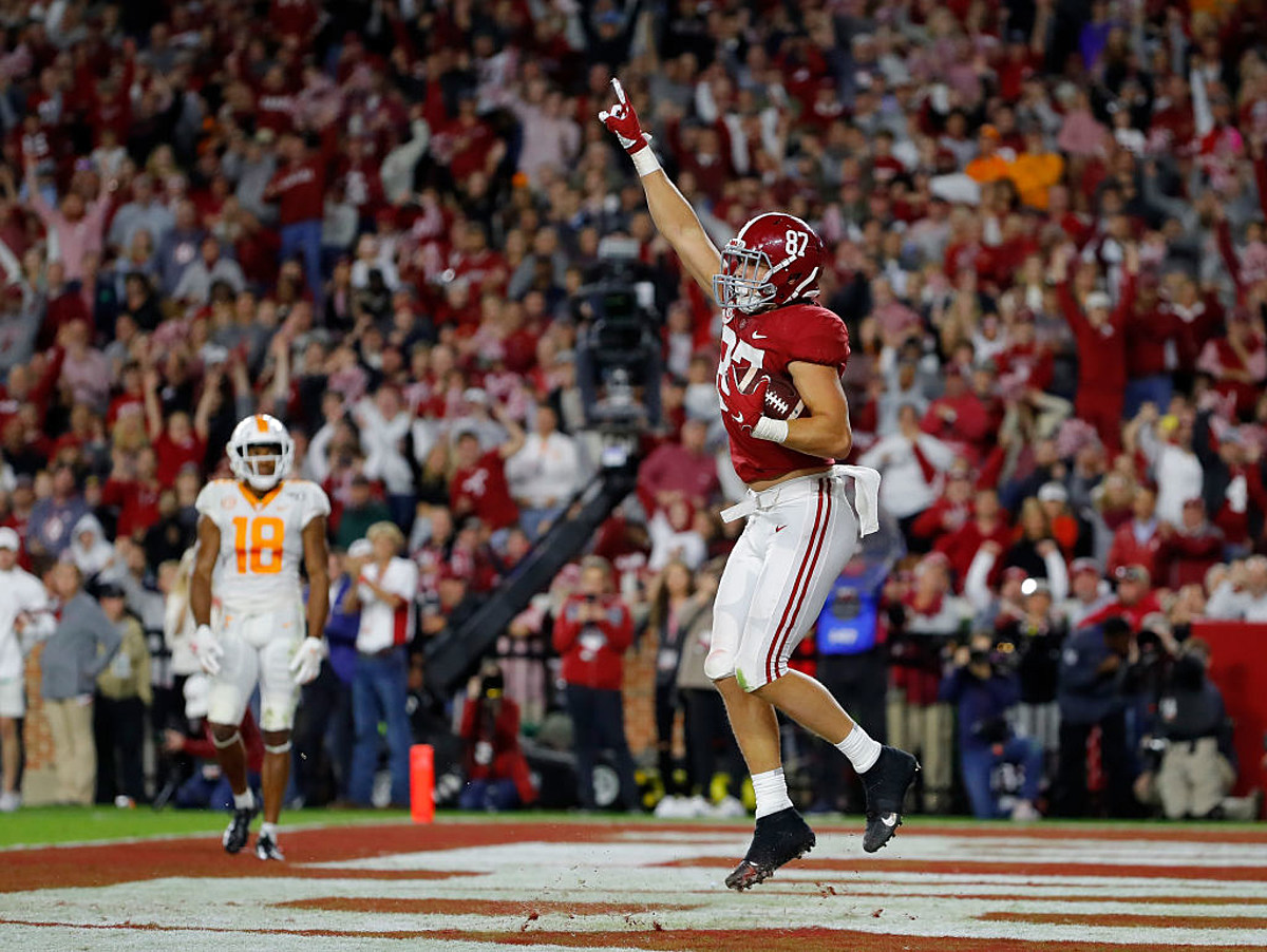 Jaylen Waddle Alabama Crimson Tide Autographed 16 x 20 CFP