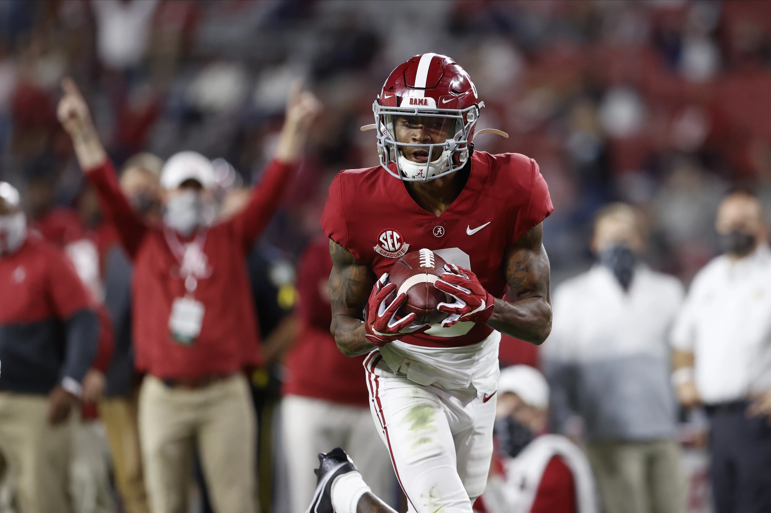 DeVonta Smith dismisses narrative about his size: 'We're not body builders,  we're football players' 